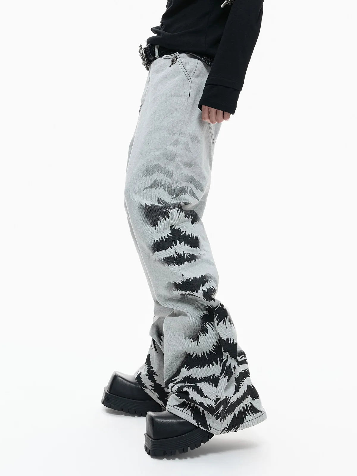 The Washed Tiger Dye Baggy Jeans